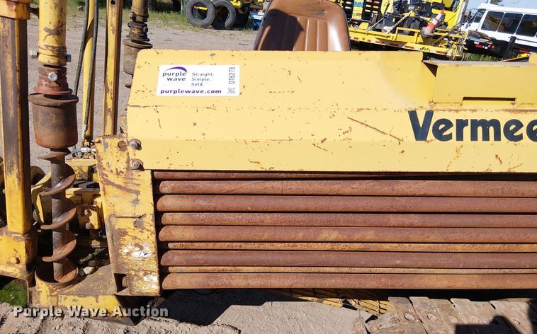 image for item DT6278 1992 Vermeer  D7X11A directional boring unit