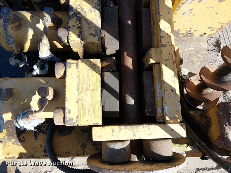 image for item DT6278 1992 Vermeer  D7X11A directional boring unit