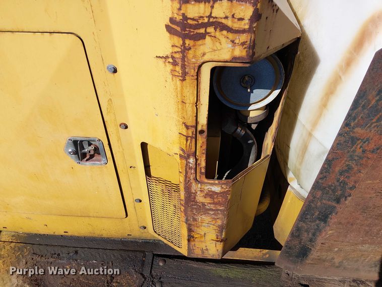 image for item DT6278 1992 Vermeer  D7X11A directional boring unit