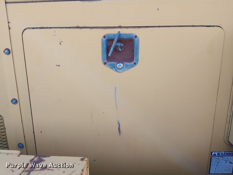 image for item DT6278 1992 Vermeer  D7X11A directional boring unit