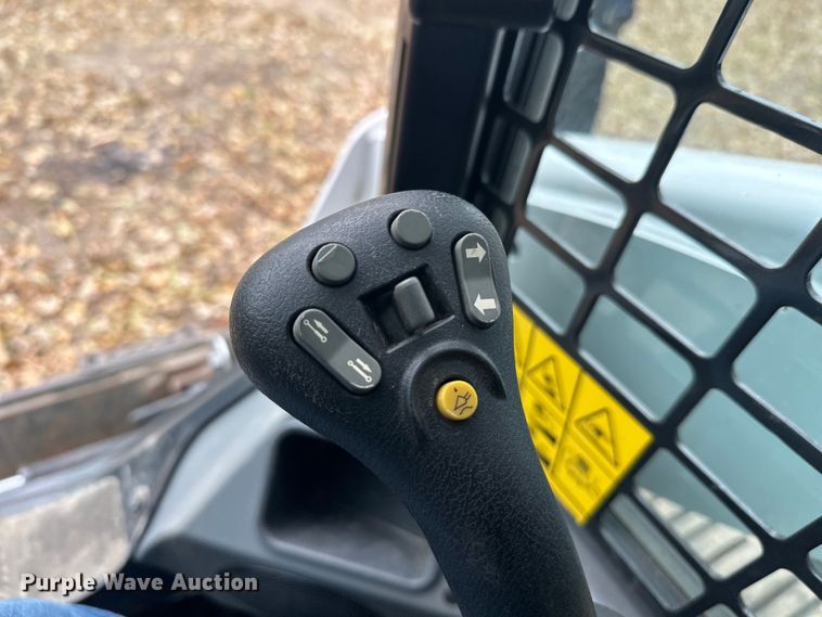 image for item DT6430 2024 Bobcat T770 tracked skid steer loader