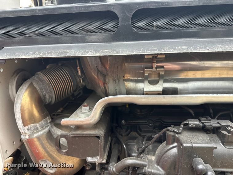 image for item DT6430 2024 Bobcat T770 tracked skid steer loader