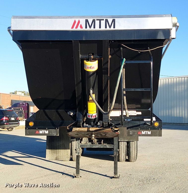 image for item DU3668 2023 MTM Midwest 26EL-QF-SP end dump trailer