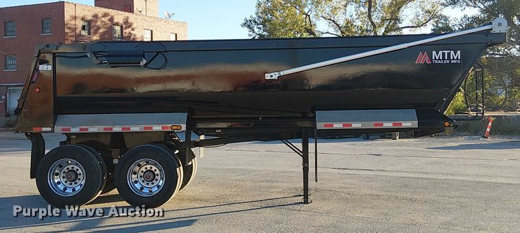 image for item DU3668 2023 MTM Midwest 26EL-QF-SP end dump trailer