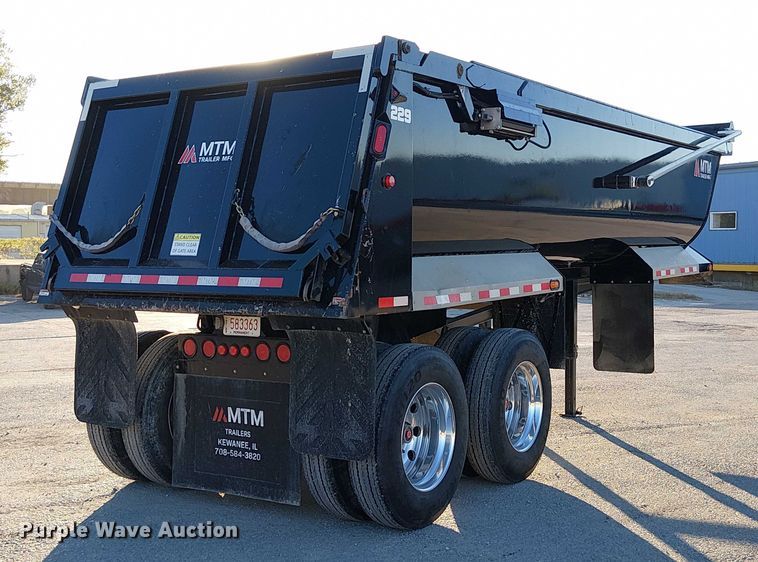 image for item DU3668 2023 MTM Midwest 26EL-QF-SP end dump trailer