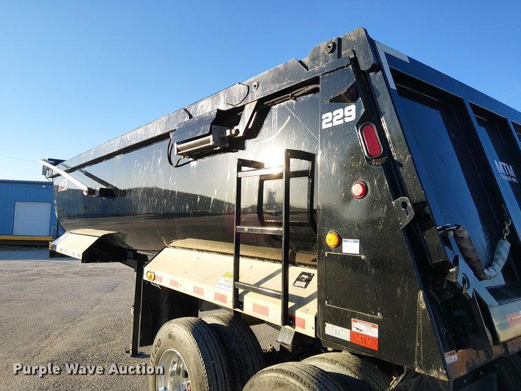 image for item DU3668 2023 MTM Midwest 26EL-QF-SP end dump trailer