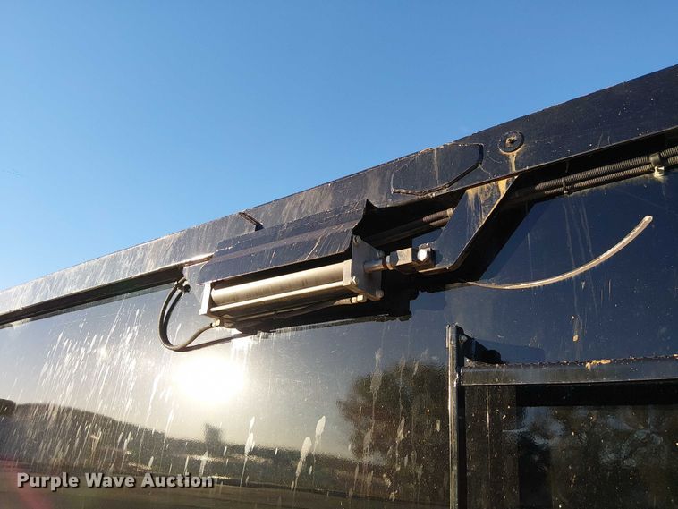 image for item DU3668 2023 MTM Midwest 26EL-QF-SP end dump trailer