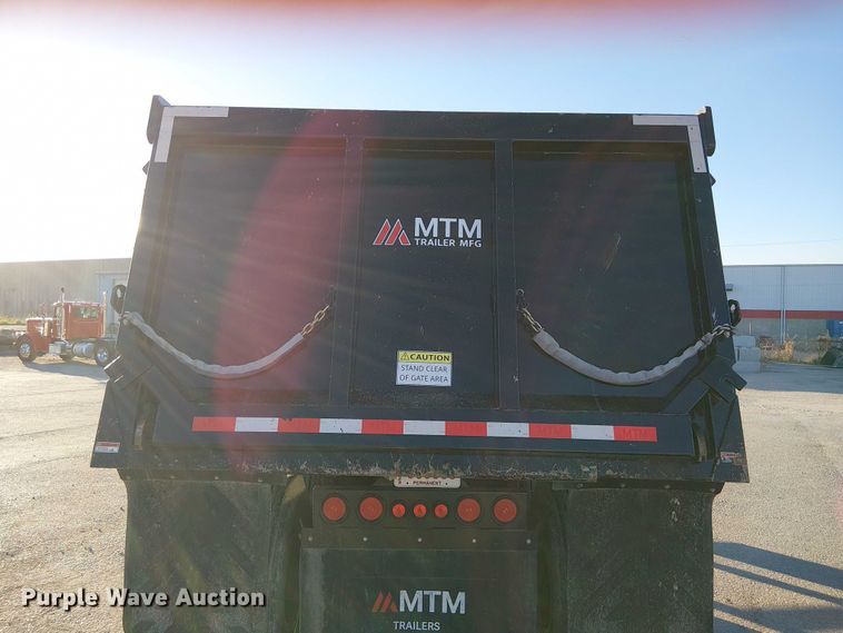 image for item DU3668 2023 MTM Midwest 26EL-QF-SP end dump trailer