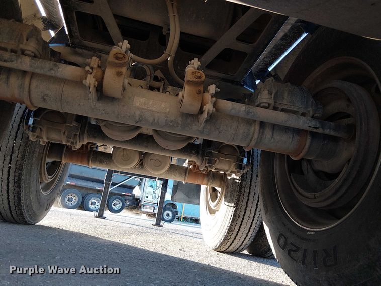 image for item DU3668 2023 MTM Midwest 26EL-QF-SP end dump trailer