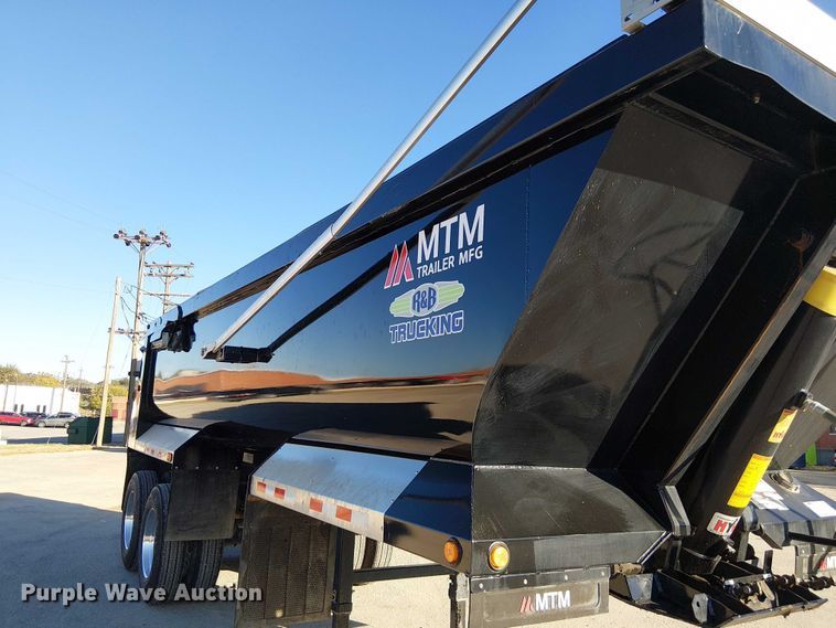 image for item DU3669 2023 MTM Midwest 26EL-QF-SP end dump trailer