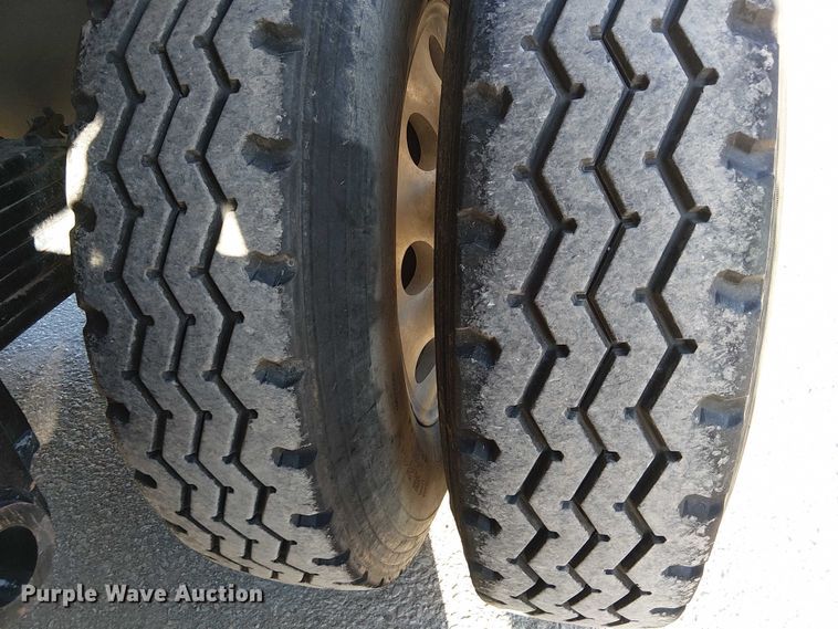 image for item DU3669 2023 MTM Midwest 26EL-QF-SP end dump trailer