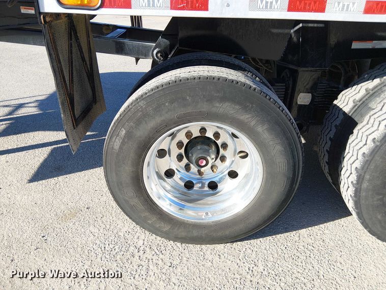 image for item DU3669 2023 MTM Midwest 26EL-QF-SP end dump trailer