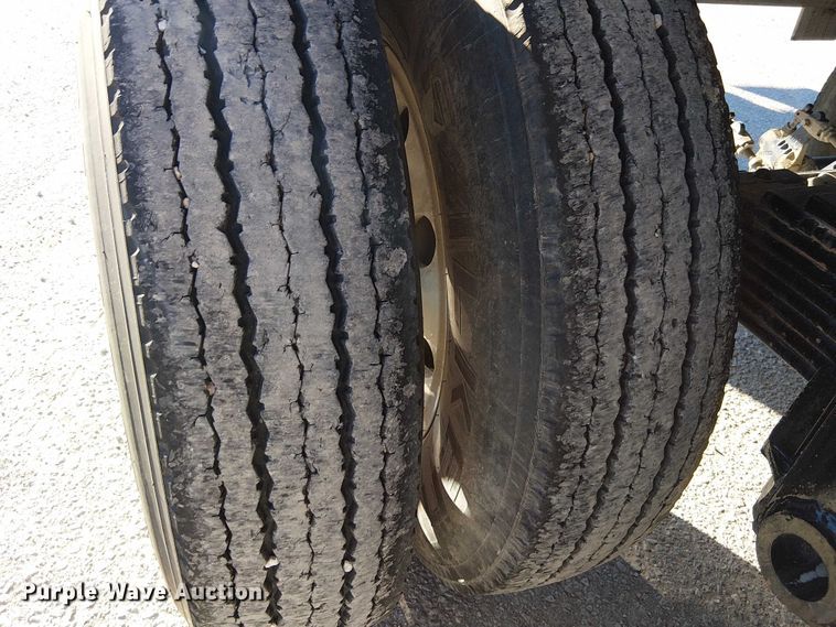 image for item DU3669 2023 MTM Midwest 26EL-QF-SP end dump trailer