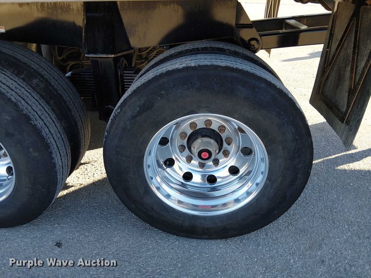 image for item DU3669 2023 MTM Midwest 26EL-QF-SP end dump trailer