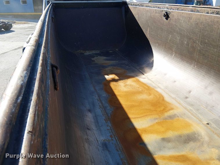 image for item DU3670 2023 MTM Midwest 26EL-QF-SP end dump trailer