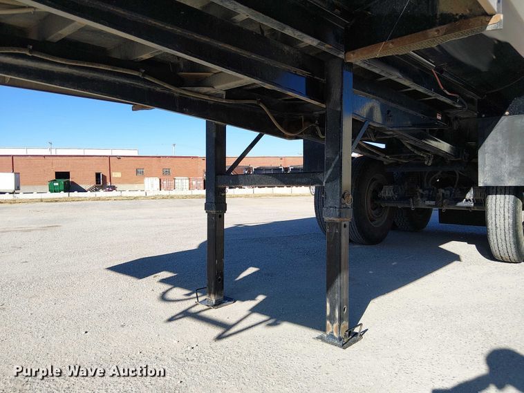 image for item DU3670 2023 MTM Midwest 26EL-QF-SP end dump trailer