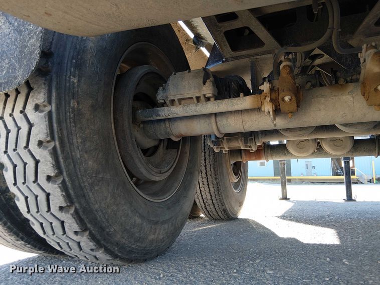 image for item DU3670 2023 MTM Midwest 26EL-QF-SP end dump trailer