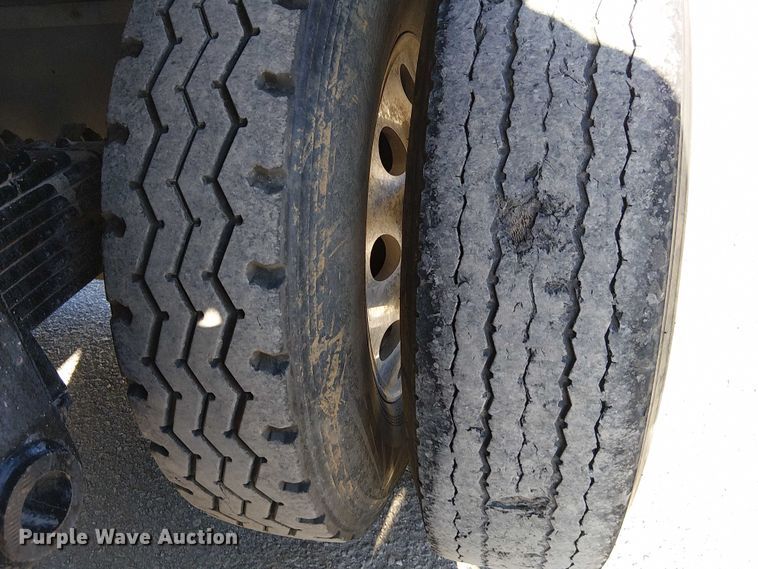 image for item DU3670 2023 MTM Midwest 26EL-QF-SP end dump trailer