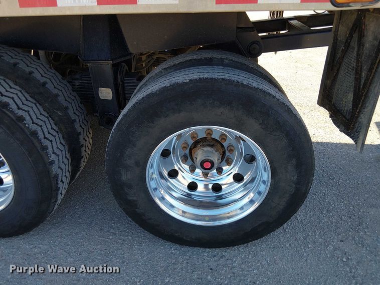 image for item DU3670 2023 MTM Midwest 26EL-QF-SP end dump trailer