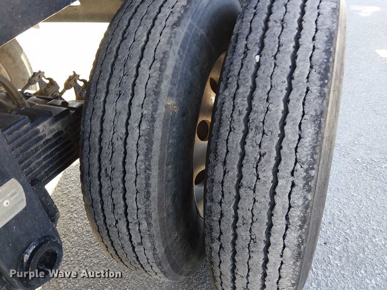 image for item DU3670 2023 MTM Midwest 26EL-QF-SP end dump trailer