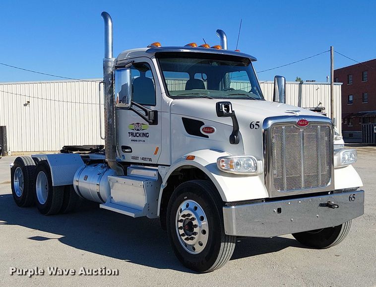 CAMIóN 2017 PETERBILT