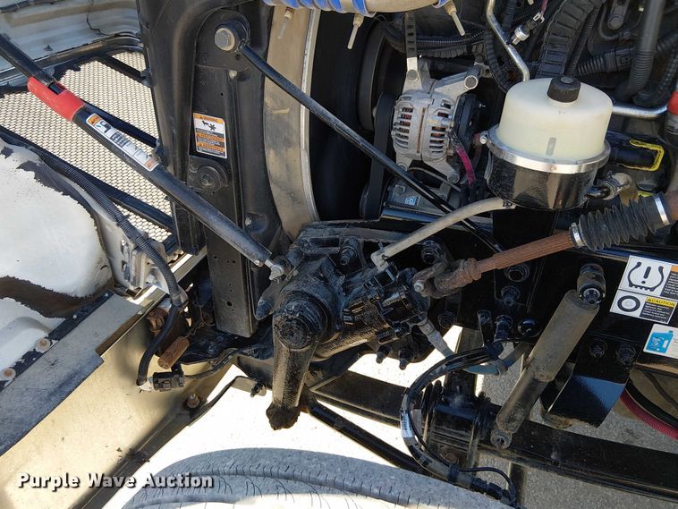 image for item DU3671 2017 Peterbilt  567 semi truck