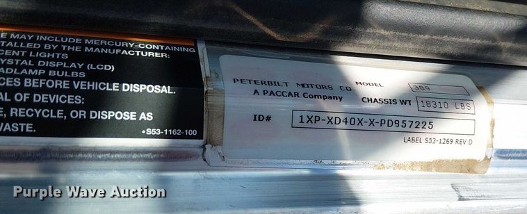 image for item DU3672 2023 Peterbilt 389 semi truck