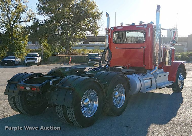 CAMIóN 2023 PETERBILT