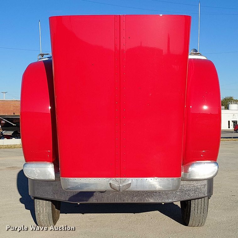 image for item DU3673 2023 Peterbilt 389 semi truck