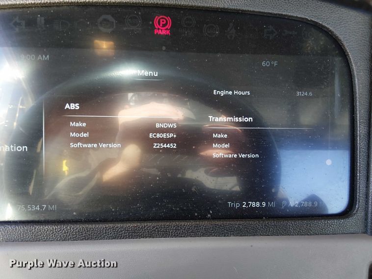 image for item DU3673 2023 Peterbilt 389 semi truck