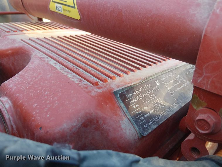 image for item DU3673 2023 Peterbilt 389 semi truck