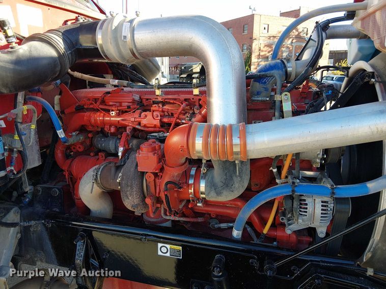 image for item DU3673 2023 Peterbilt 389 semi truck