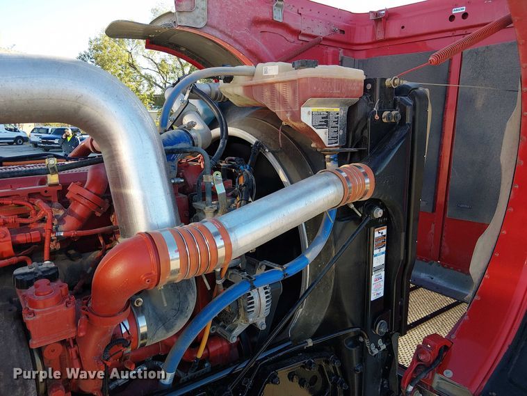 image for item DU3673 2023 Peterbilt 389 semi truck