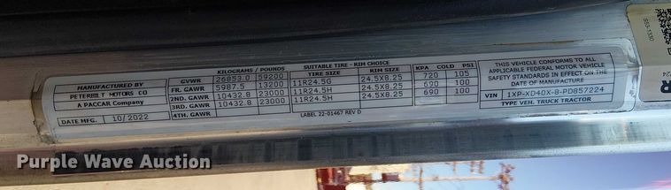 image for item DU3673 2023 Peterbilt 389 semi truck