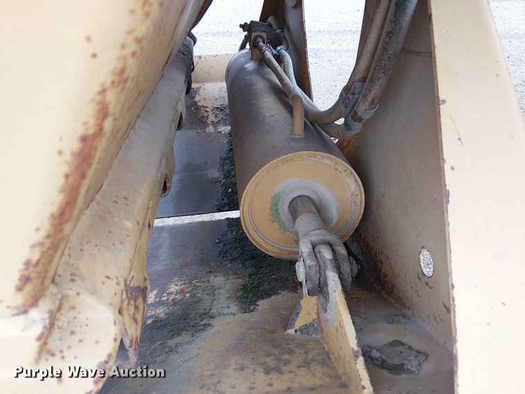 image for item DU3719 1998 Load King 2060-40-2 bottom dump trailer