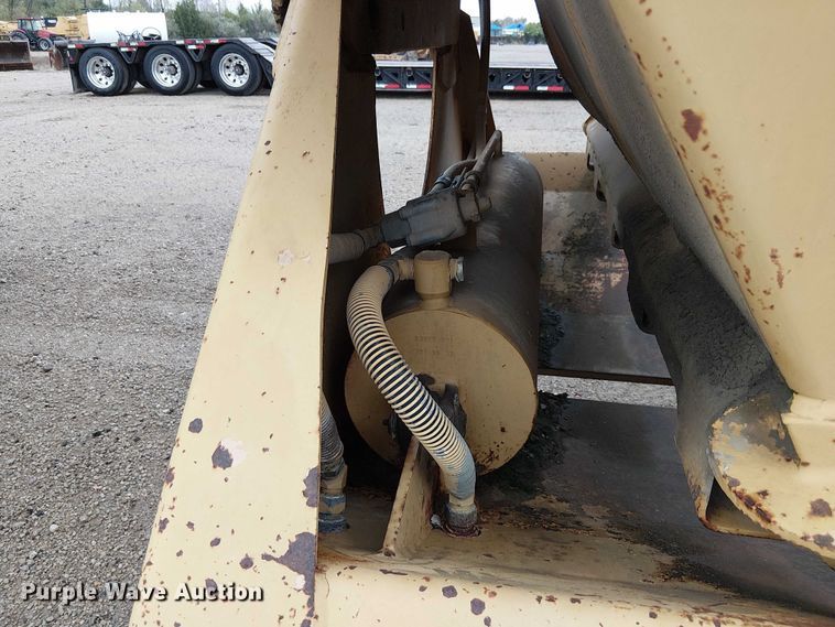 image for item DU3719 1998 Load King 2060-40-2 bottom dump trailer