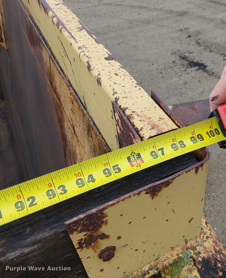 image for item DU3719 1998 Load King 2060-40-2 bottom dump trailer