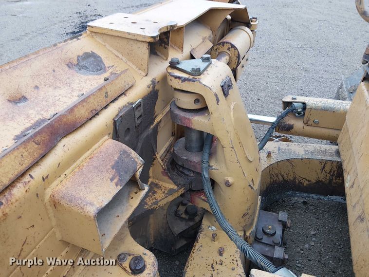 image for item DU3720 2011 Caterpillar D6N XL dozer