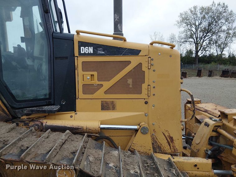 image for item DU3720 2011 Caterpillar D6N XL dozer