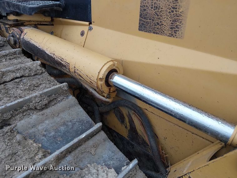 image for item DU3720 2011 Caterpillar D6N XL dozer