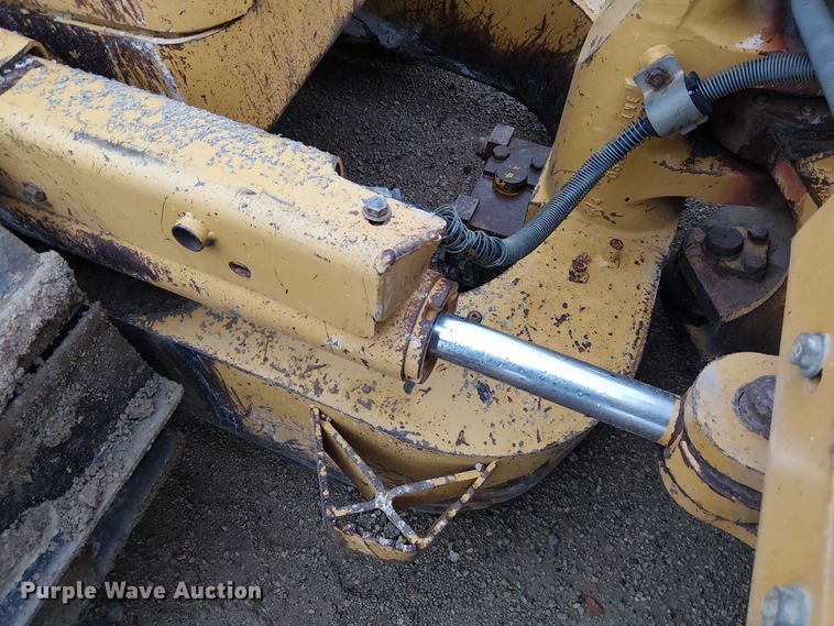 image for item DU3720 2011 Caterpillar D6N XL dozer