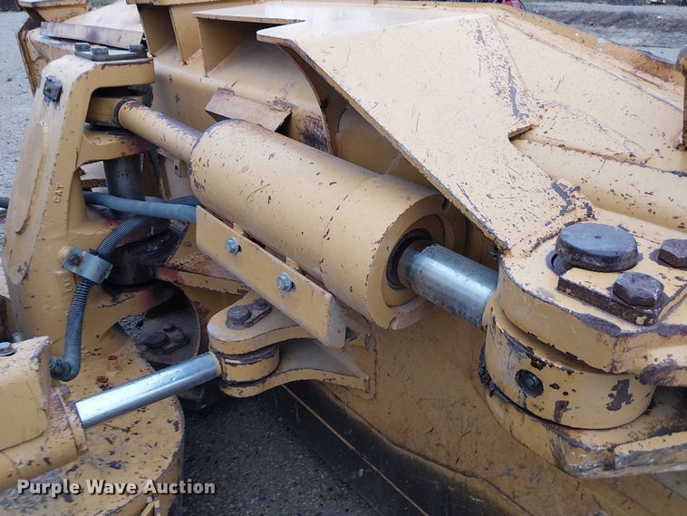 image for item DU3720 2011 Caterpillar D6N XL dozer