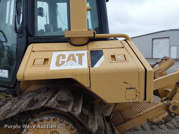 image for item DU3720 2011 Caterpillar D6N XL dozer