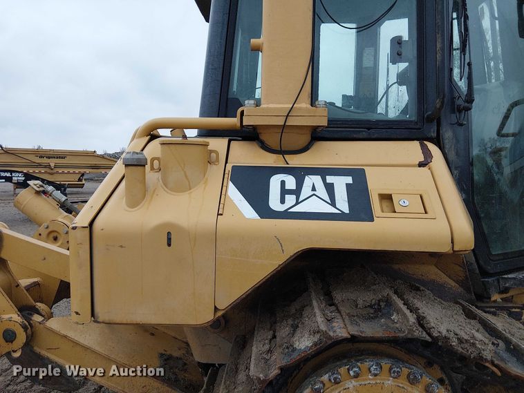 image for item DU3720 2011 Caterpillar D6N XL dozer