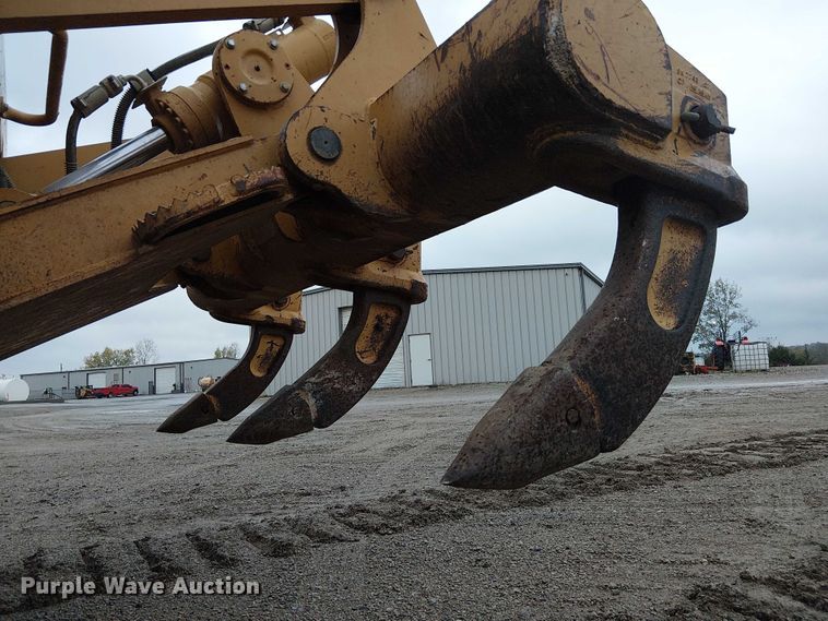 image for item DU3720 2011 Caterpillar D6N XL dozer