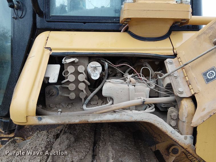 image for item DU3720 2011 Caterpillar D6N XL dozer