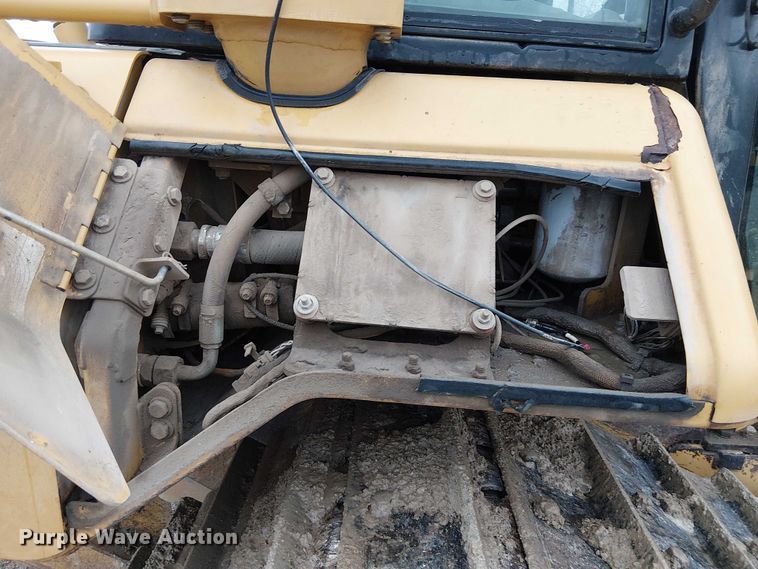 image for item DU3720 2011 Caterpillar D6N XL dozer