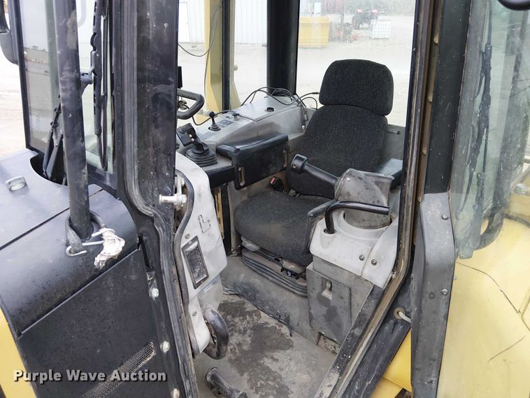 image for item DU3720 2011 Caterpillar D6N XL dozer