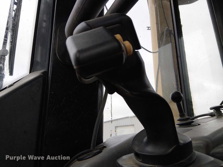 image for item DU3720 2011 Caterpillar D6N XL dozer