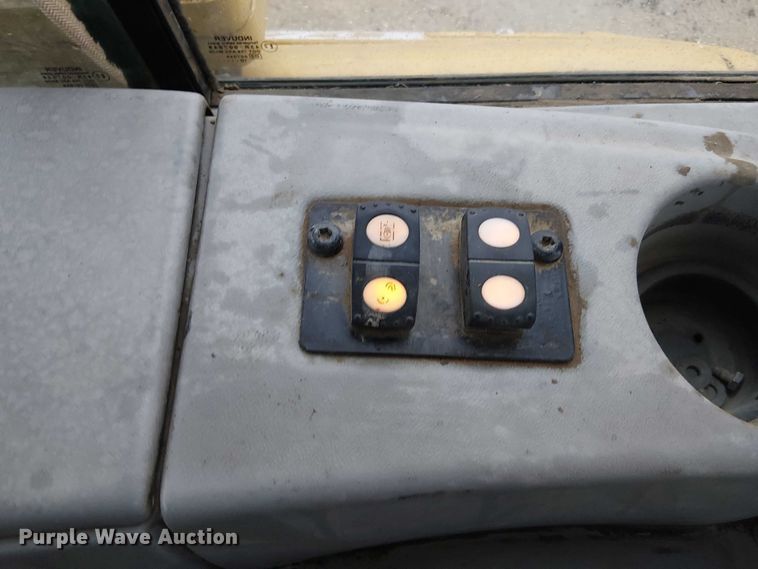 image for item DU3720 2011 Caterpillar D6N XL dozer